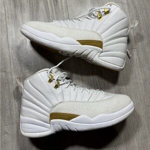 Air Jordan 12 ovo